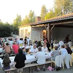 캠프장 Mobil-home Confortable Avec Terrasse Pour 6 Personnes - Api-1-52-523 *