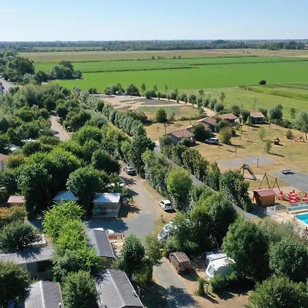 Mobil-home Confortable Avec Terrasse Pour 6 Personnes - Api-1-52-523 Campingplads Chaille-Les-Marais
