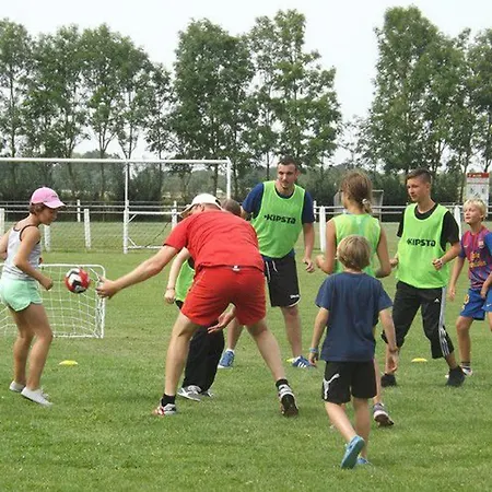 Mobil-home Confortable Avec Terrasse Pour 6 Personnes - Api-1-52-523 *