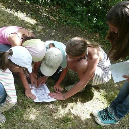 Mobil-home Confortable Avec Terrasse Pour 6 Personnes - Api-1-52-523 * Chaille-Les-Marais