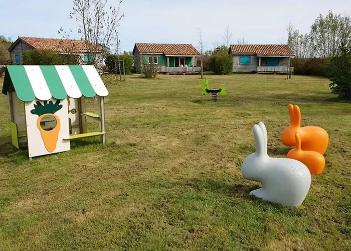 Kamp alanı Mobil-home Confortable Avec Terrasse Pour 6 Personnes - Api-1-52-523 Chaille-Les-Marais