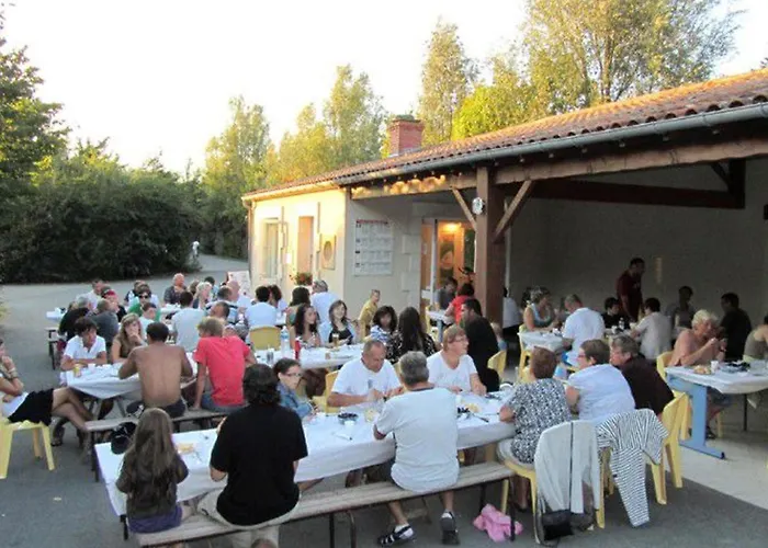 Kamp alanı Mobil-home Confortable Avec Terrasse Pour 6 Personnes - Api-1-52-523 *